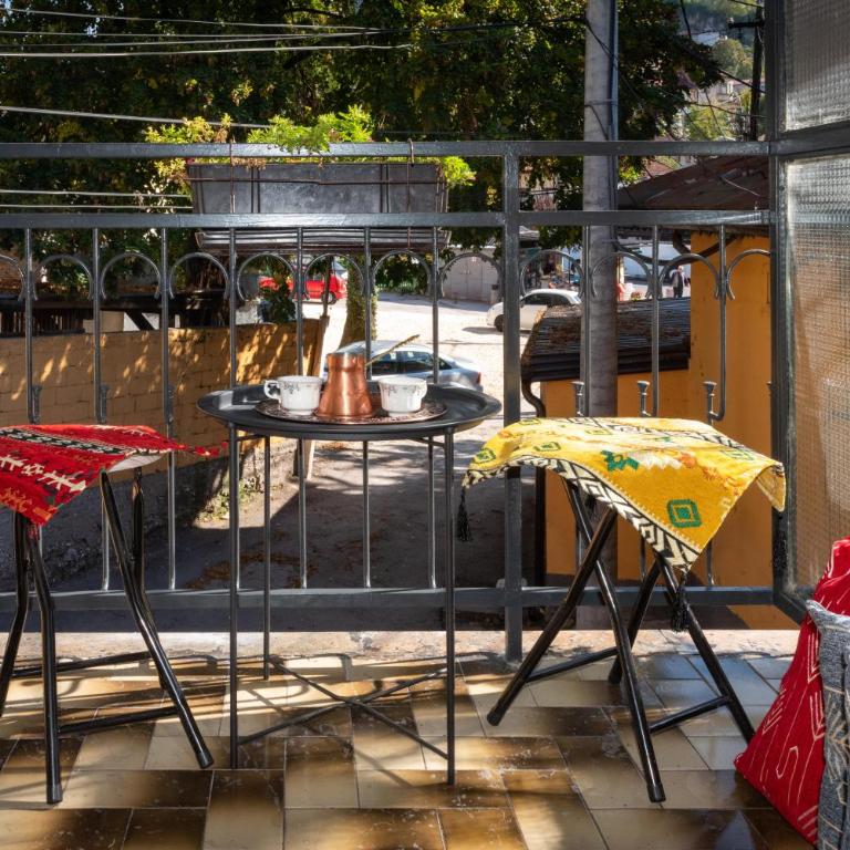 Hotel Vamos Sarajevo, b&b - Deluks Dvokrevetna Soba sa Bračnim Krevetom i Balkonom - 2