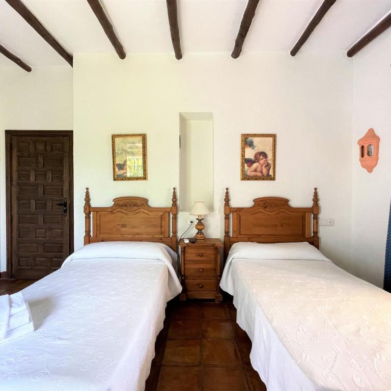 Villa Casa Alta - Habitación Doble con baño privado - 2 camas - 5