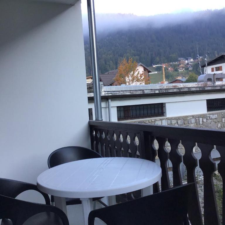 VAR50 - Studio 4 Pers centre des Carroz - Monolocale - 11