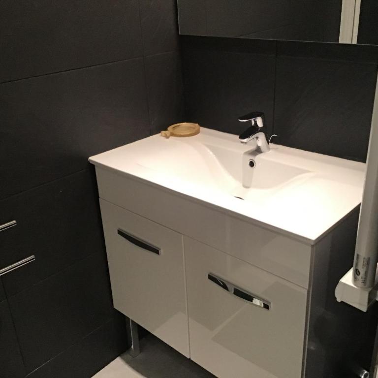 VAR50 - Studio 4 Pers centre des Carroz - Monolocale - 6