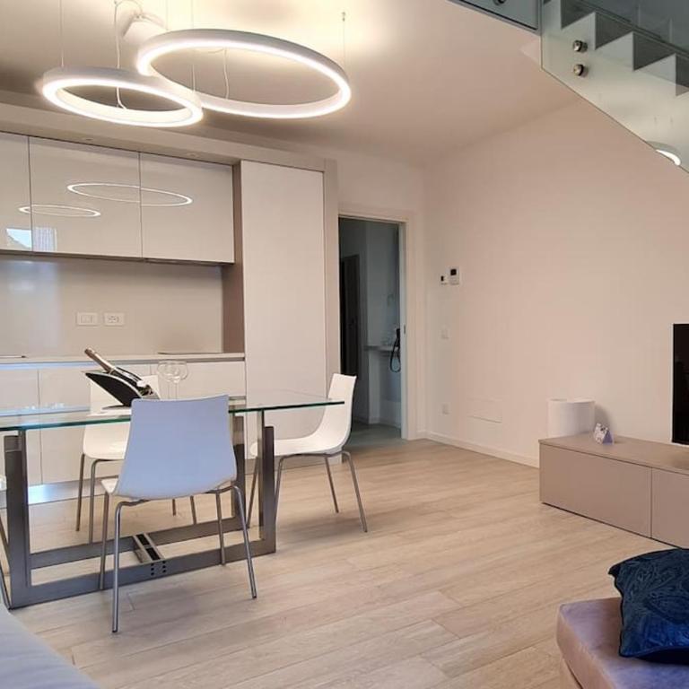 Queen Verona Luxury Apartment - One-Bedroom Apartment - 3