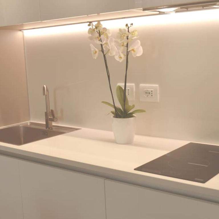 Queen Verona Luxury Apartment - One-Bedroom Apartment - 5