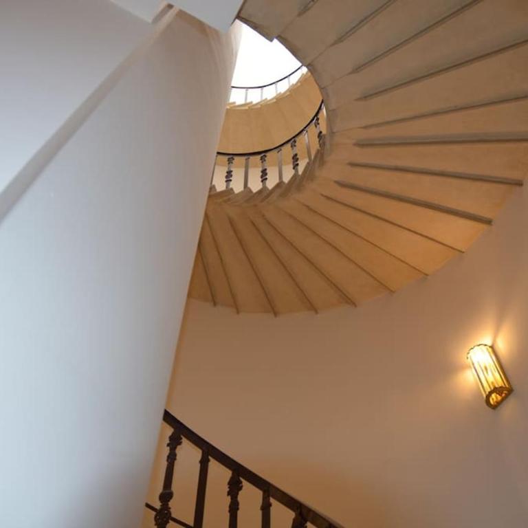 Queen Verona Luxury Apartment - One-Bedroom Apartment - 30