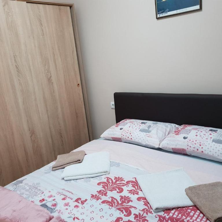 Apartmani Irena - Apartman sa 1 Spavaćom Sobom - 2
