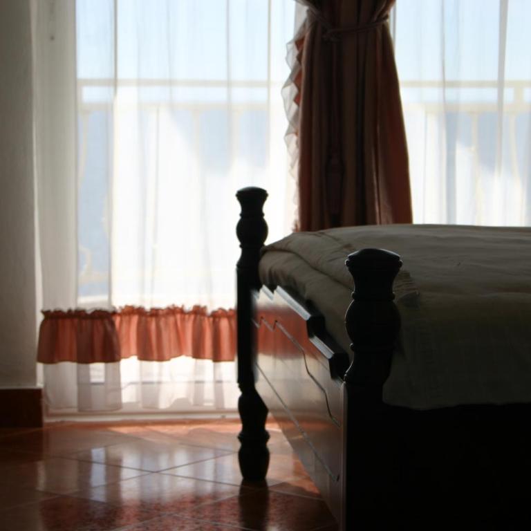 Apartments & Rooms Elite - Triple Room with Sea View - 5