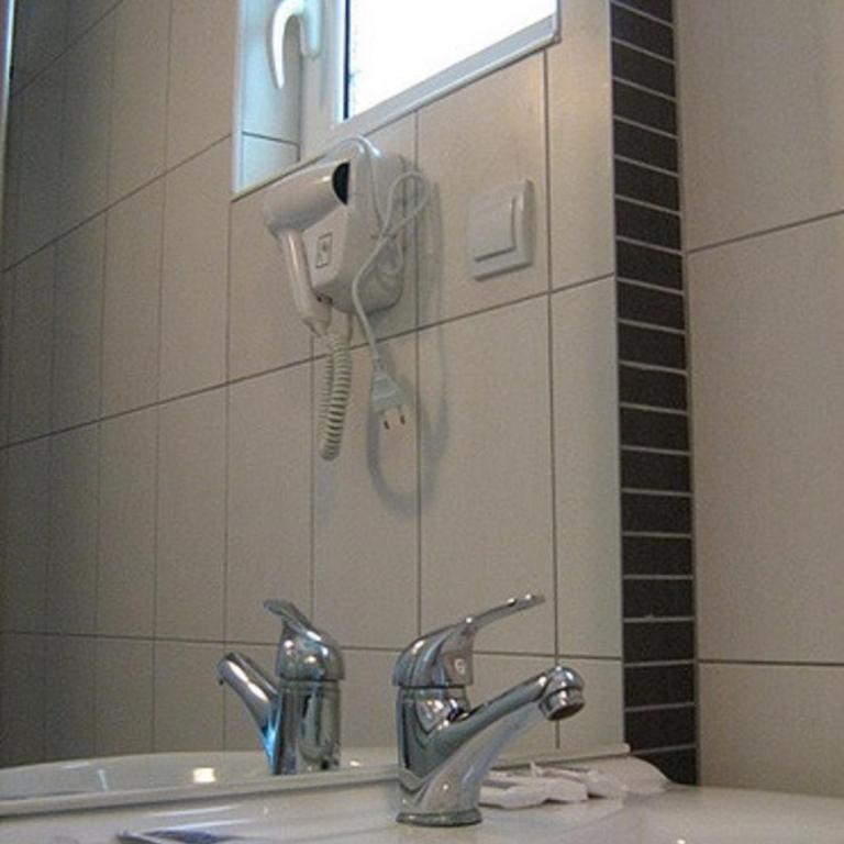 Apartments & Rooms Elite - One-Bedroom Apartment with Sea View - 8