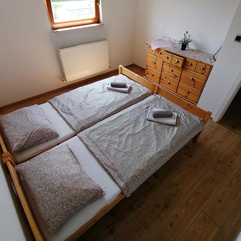Rooms Delux Sarajevo - Dvokrevetna Soba sa Bračnim Krevetom i Balkonom (2 Odrasle Osobe + 1 Dete) - 29