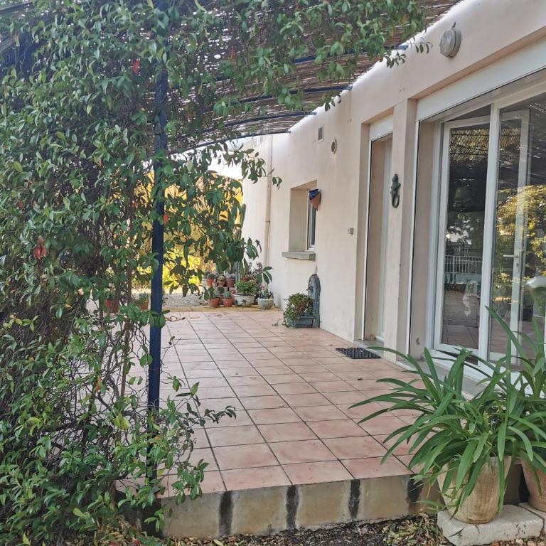 Un coin de campagne Grand appartement près de la mer pour 2 à 6 personnes - Apartamento con vistas al jardín - 9