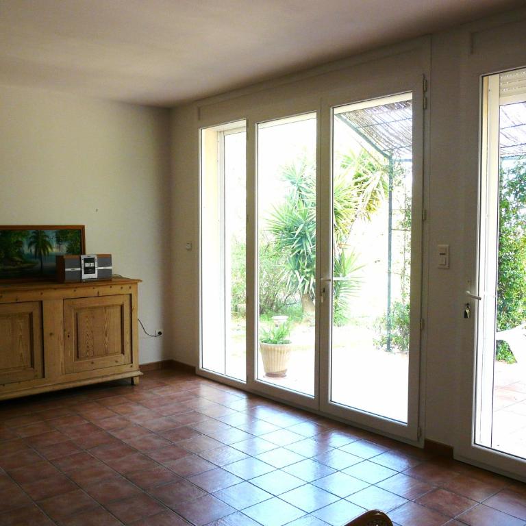 Un coin de campagne Grand appartement près de la mer pour 2 à 6 personnes - Apartamento con vistas al jardín - 8
