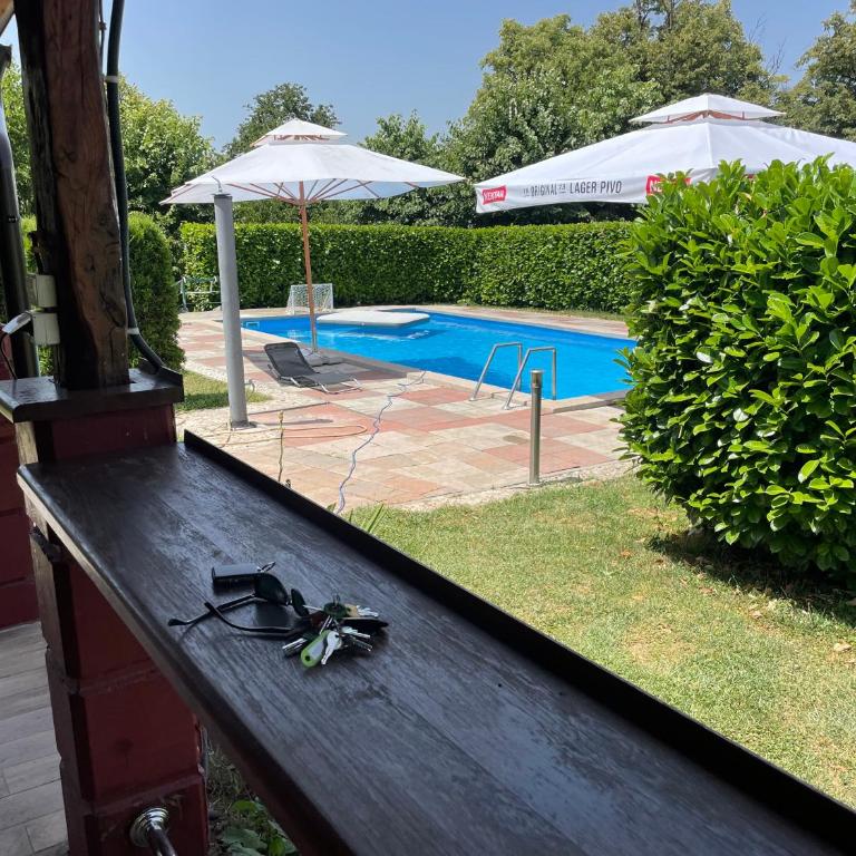 Family resort TRAPISTI - Vila sa Sopstvenim Bazenom - 2