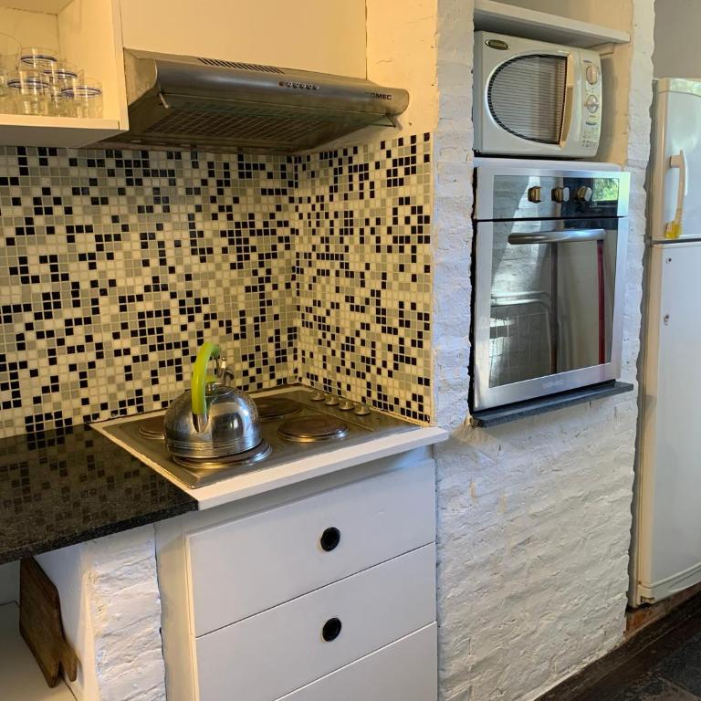 Kimbara Aparts - Family Room - 8