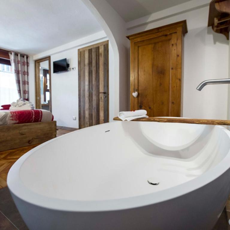 Le Relais du Boucher - Camera Matrimoniale Deluxe con Vasca - 7