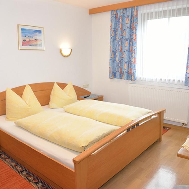 Ferienwohnungen Rieser - Apartment mit 3 Schlafzimmern und Garten - 2