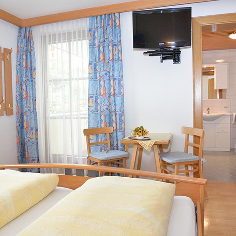 Ferienwohnungen Rieser - Apartment mit 3 Schlafzimmern und Garten - 3