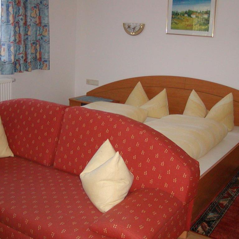 Ferienwohnungen Rieser - Apartment mit 3 Schlafzimmern und Garten - 5