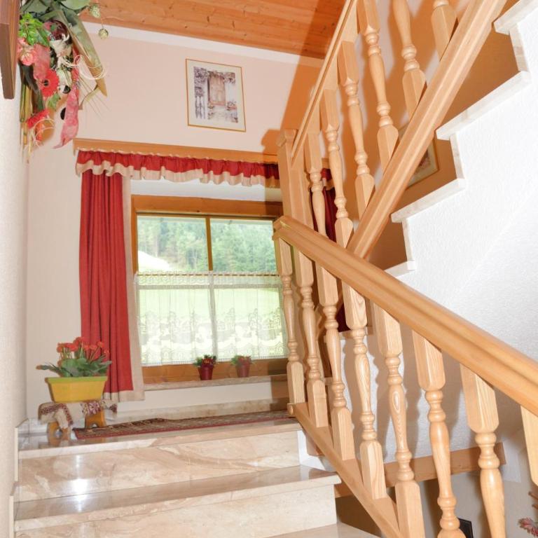 Ferienwohnungen Rieser - Apartment mit 3 Schlafzimmern und Garten - 16