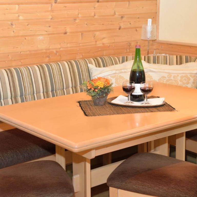 Ferienwohnungen Rieser - Apartment mit 3 Schlafzimmern und Balkon - 18
