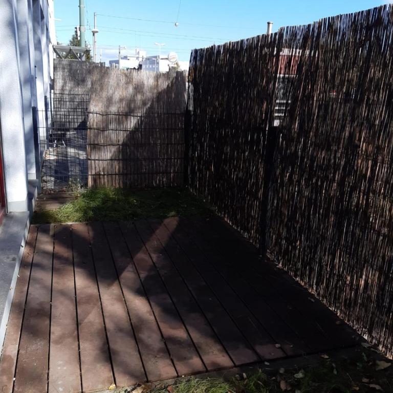 Luxuriöse Wohnung mit eigenem Garten - Apartment mit 1 Schlafzimmer - 34
