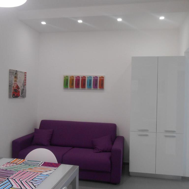 Iris - One-Bedroom House - 11