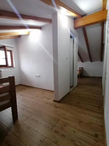 Rooms Delux Sarajevo - Dvokrevetna Soba sa Bračnim Krevetom i Balkonom (2 Odrasle Osobe + 1 Dete) - 23