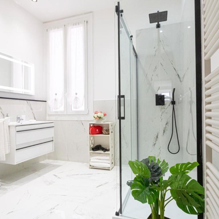 HomeHolidaySanremo - Palace - Appartamento con 1 Camera da Letto - 3
