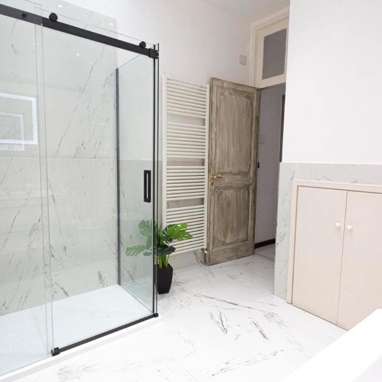 HomeHolidaySanremo - Palace - Appartamento con 1 Camera da Letto - 16