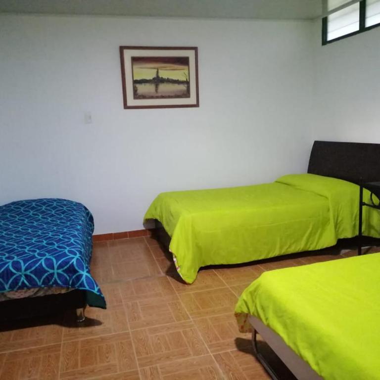 Hospedaje Rancho Guadalupe - Habitación Familiar - 4