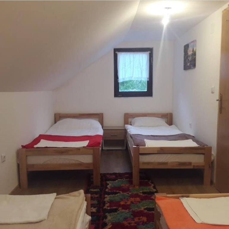 Markov konak - Three-Bedroom House - 11