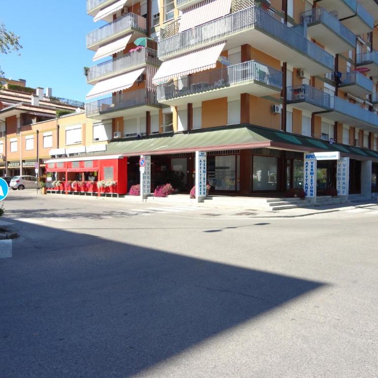Cozy flat with balcony - Appartamento - 9