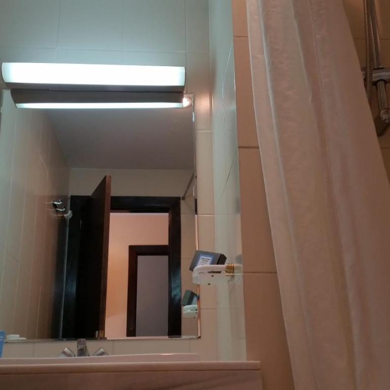 Apartamentos Baños de Ledesma - Two-Bedroom Apartment - 23