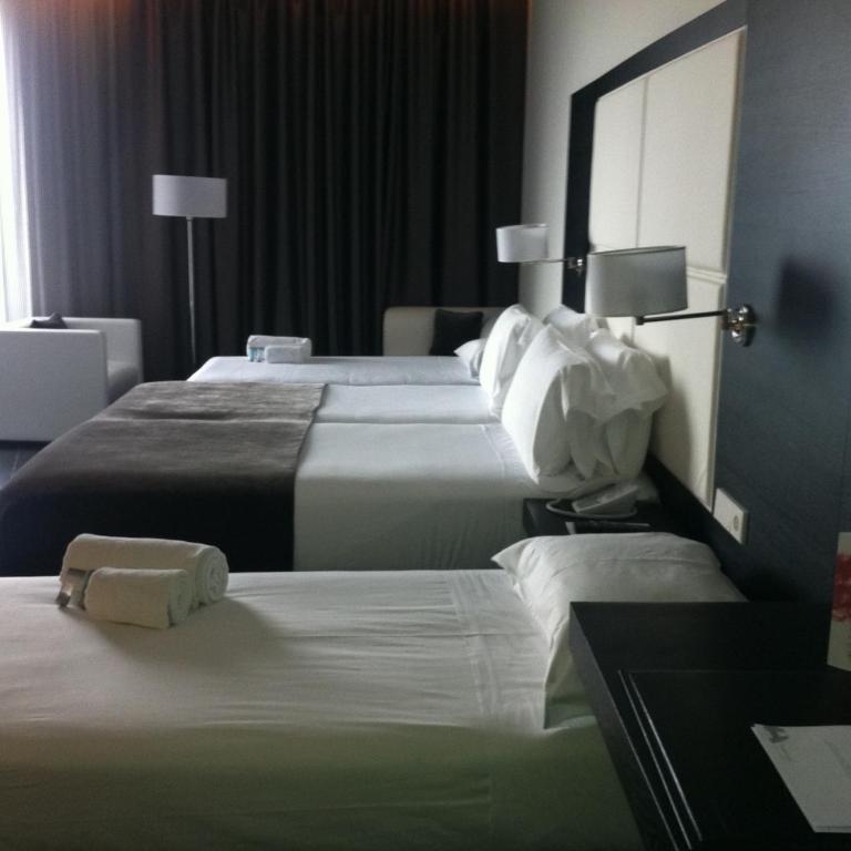 Hotel Porta Fira 4* Sup - Habitación cuádruple - 4