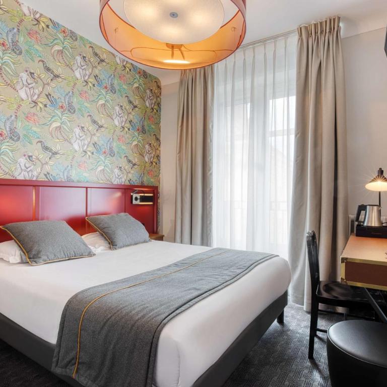 Best Western Hotel Graslin - Chambre Lit Queen-Size Confort sans Climatisation - 1