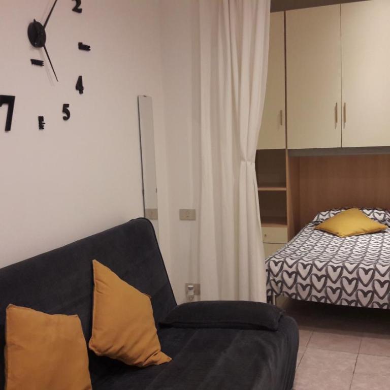 Bolognamania Apartments-Enjoy - One-Bedroom Apartment - 9