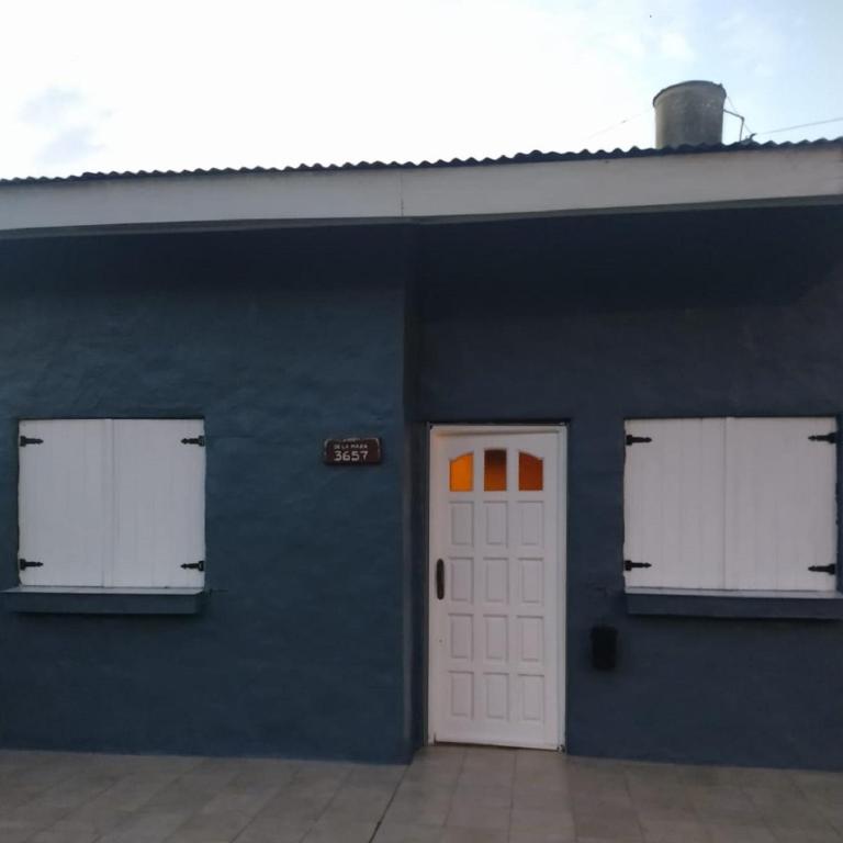 De la Maza 3657 - Casa de 2 dormitorios - 2