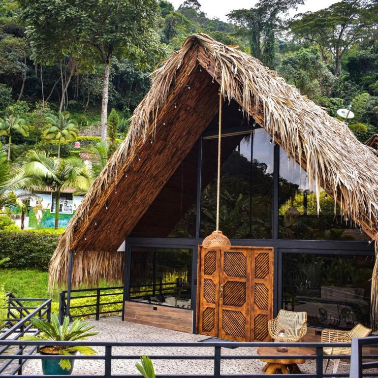 Rancho Ecoturistico el Faro - Suite con cama grande y balcón - 2