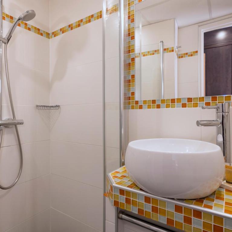 Hotel le 46 - Deluxe Doppelzimmer - 5