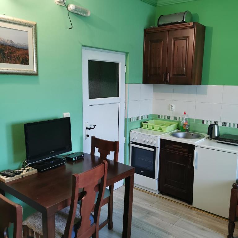 Apartments Razvršje - Deluxe Quadruple Room - 4