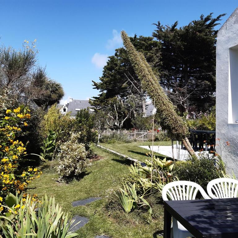 Maison village Kermorvan, 300m plage, 5-6 pers. - Three-Bedroom House - 21