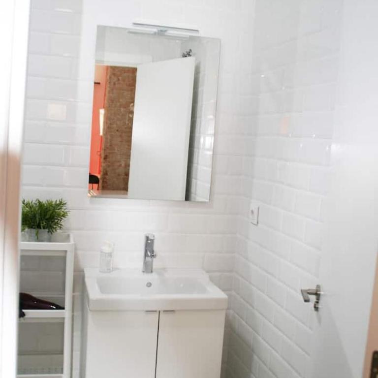 Cool Loft AutoCheck CENTER HISTORIC - Double Room with Private Bathroom - 10