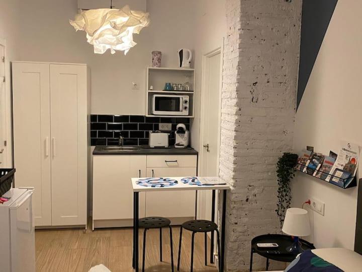 Cool Loft AutoCheck CENTER HISTORIC - Double Room with Private Bathroom - 6