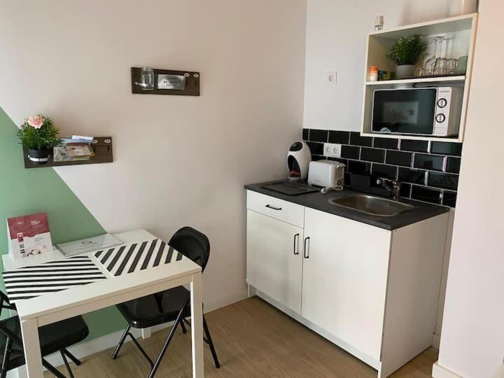 Cool Loft AutoCheck CENTER HISTORIC - Double Room with Private Bathroom - 13