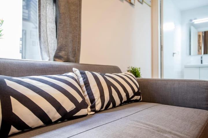 Cool Loft AutoCheck CENTER HISTORIC - Double Room with Private Bathroom - 4