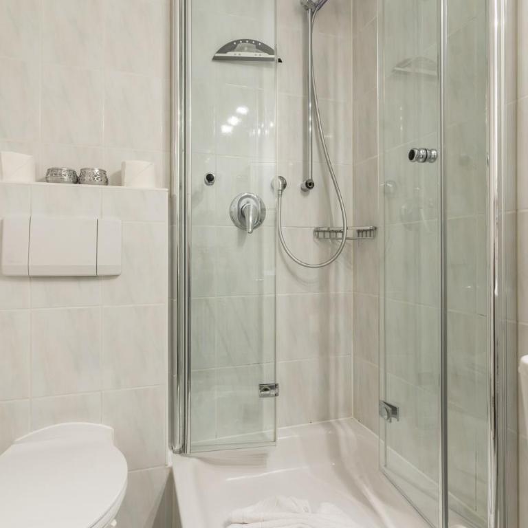 Ferienwohnung Overhoff - Apartment with Balcony - 4