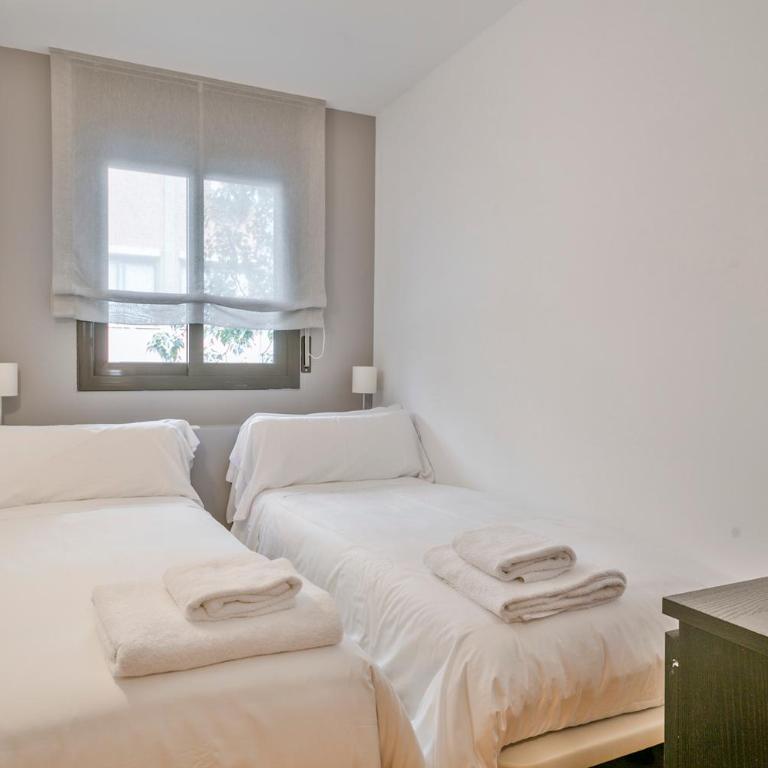 Inside Barcelona Apartments Princep - Two-Bedroom Apartment with Two Bathrooms - 4