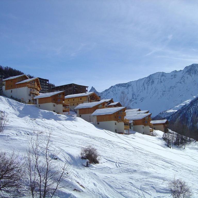 Goélia Les Chalets des Deux Domaines - Superior Chalet - 1