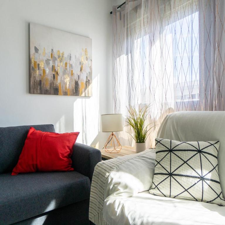 RentalSevilla Concejal Alberto Jiménez-Becerril - Apartamento de 2 dormitorios - 3