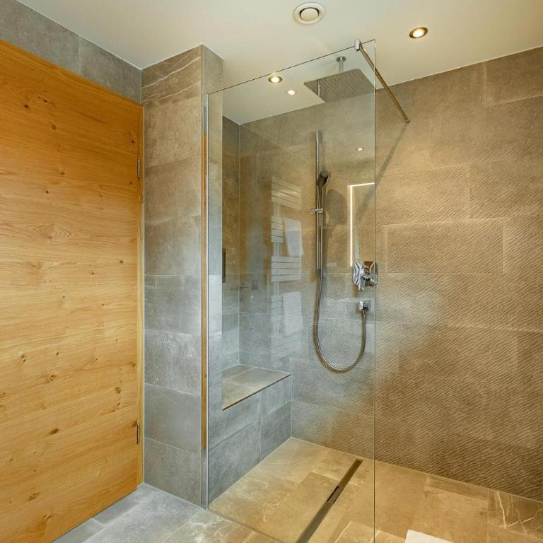 Alpenland Gerlos - Hotel & Breakfast - Apartment mit 1 Schlafzimmer und Balkon - 2