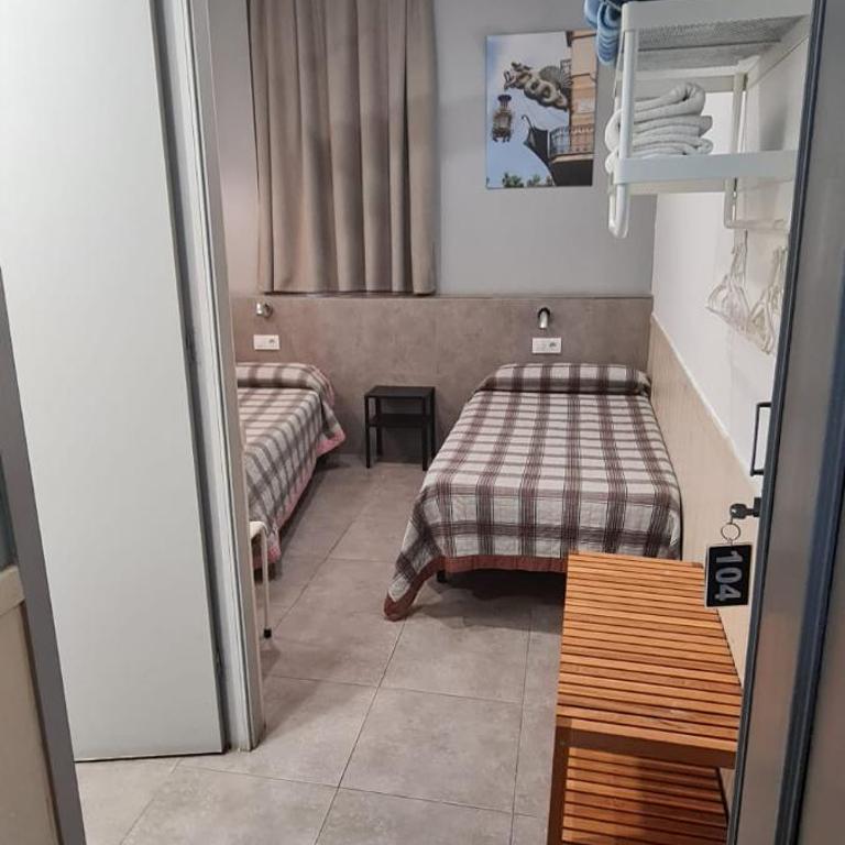 Pensión 45 - Superior Twin Room with City View - 2