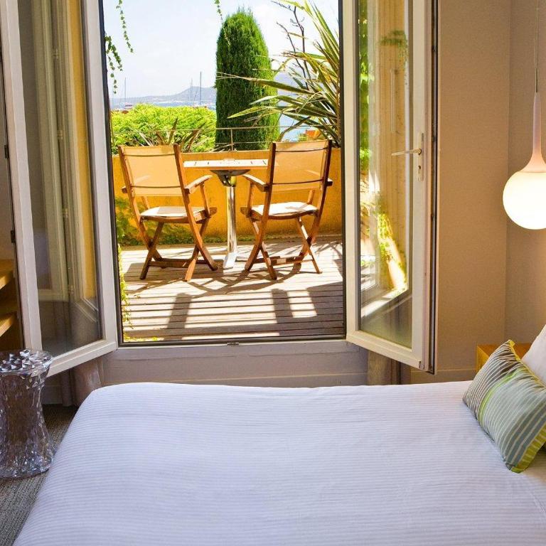 Hôtel La Caravelle - Chambre Double - Vue sur Mer - 1