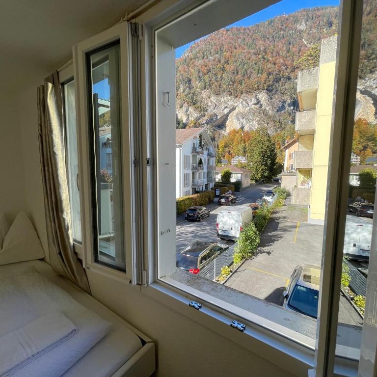 Interlaken Linda Inn Lodge - Doppelzimmer mit Gemeinschaftsbad - 2
